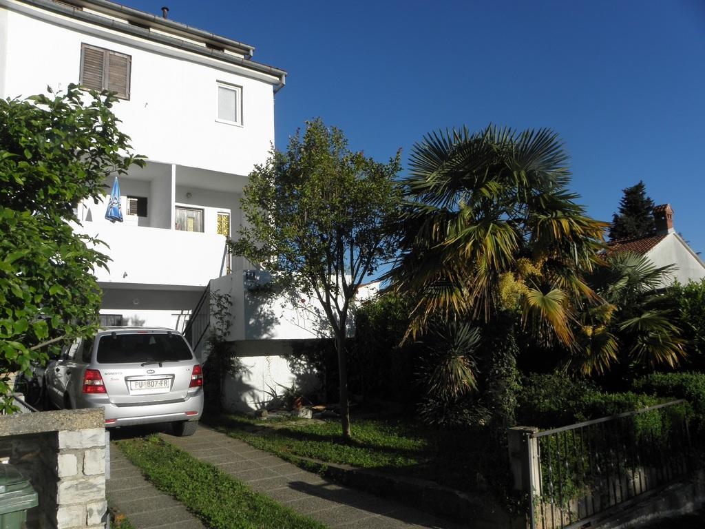 Apartment Klesinger Porec Esterno foto